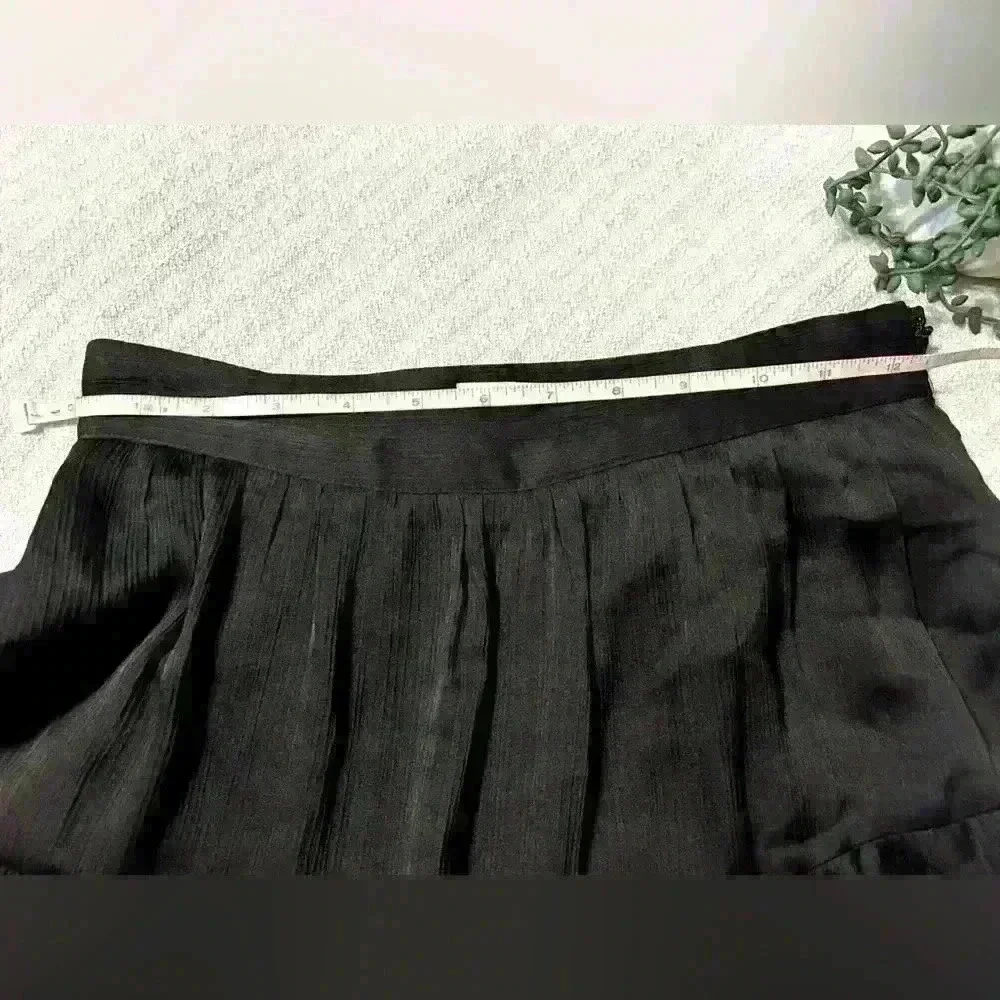 Chelsea & Violet Midi Ruffle Tiered Black Side Zip Flowy Skirt in Black XS - Picture 4 of 7